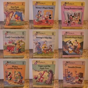 Walt Disney Mickeys Young Readers Vintage Set of 9 Books In Great Condition